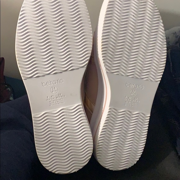 Sneakers - Picture 4 of 4